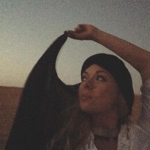 Meet your Posher, Maria